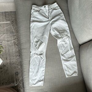 Curve love high rise mom Jean in white - size 26/2 Long